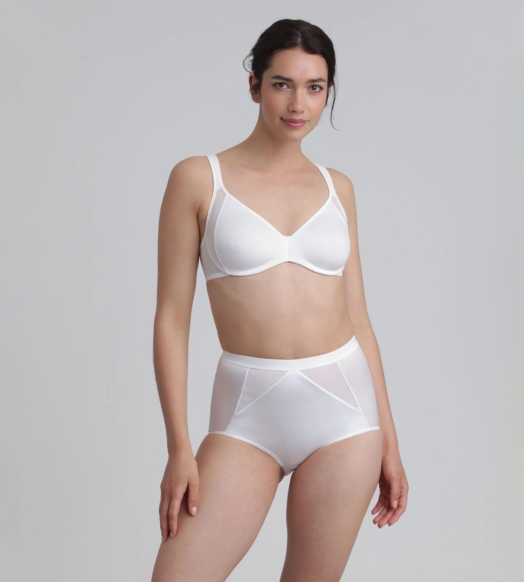 Reggiseno minimizer con ferretto bianco Expert Silhouette - Image 3