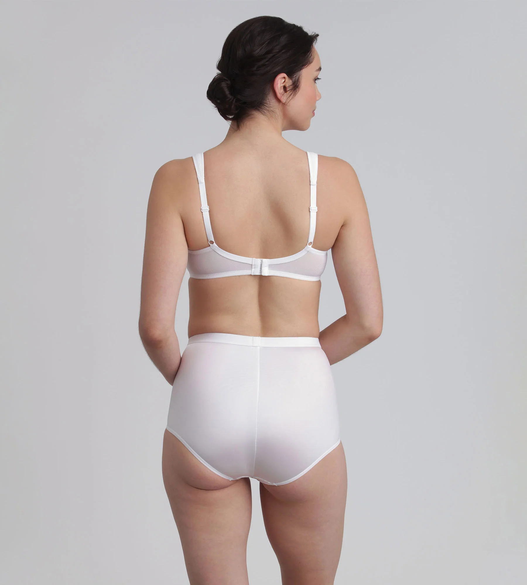 Reggiseno minimizer con ferretto bianco Expert Silhouette - Image 4