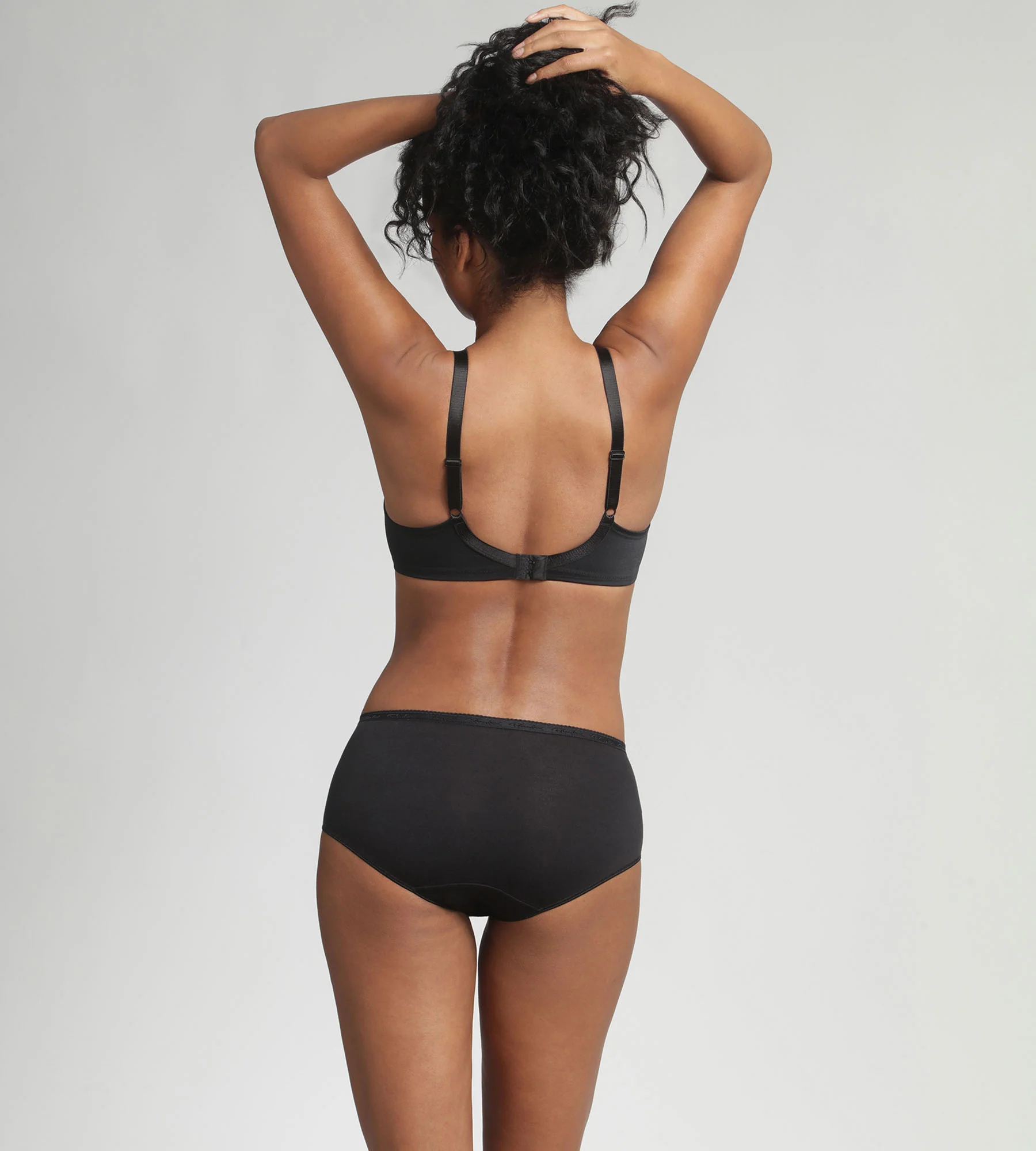 Reggiseno senza ferretto nero Criss Cross Modern Tricot - Image 4