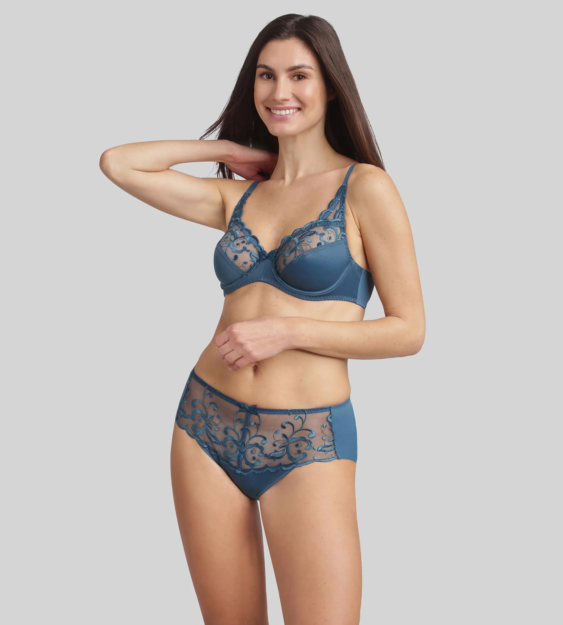 Slip verde pino Essential Elegance Embroidery - Image 3